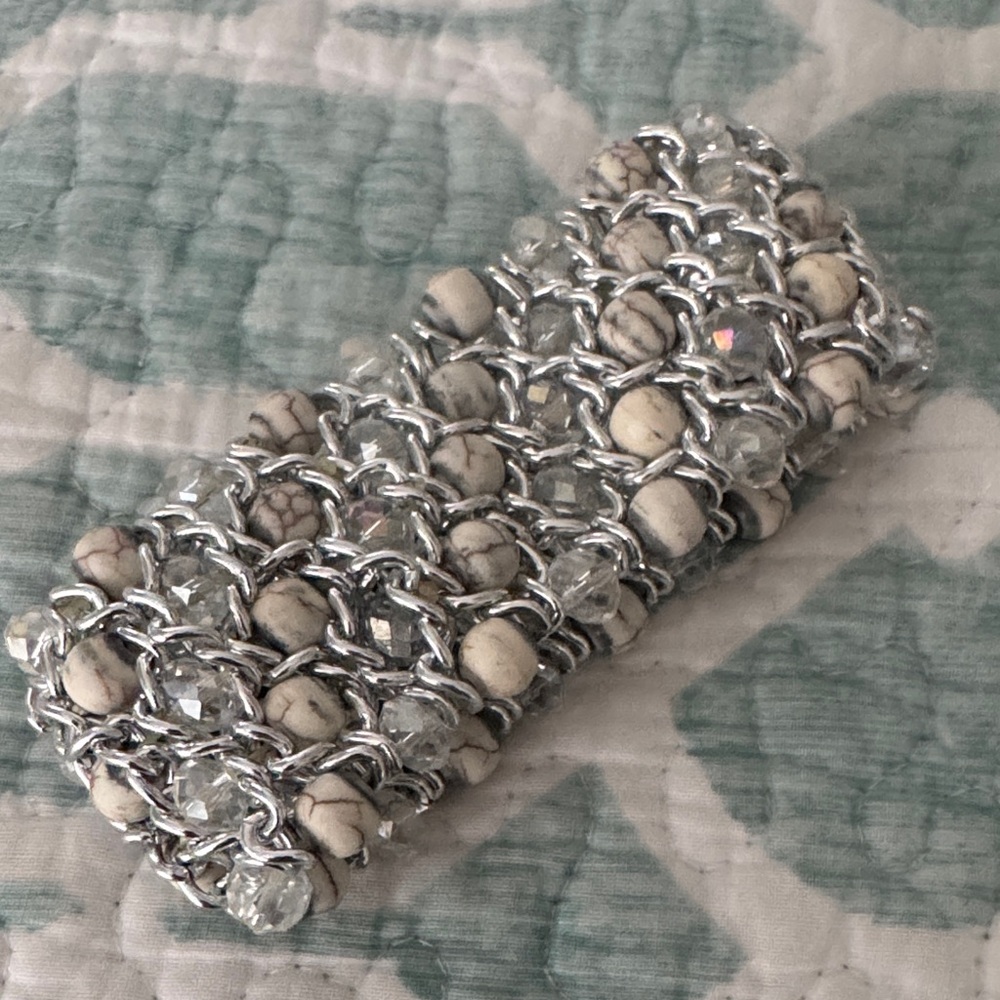 Beaded Chain Stretch Bracelet in White and Silver
